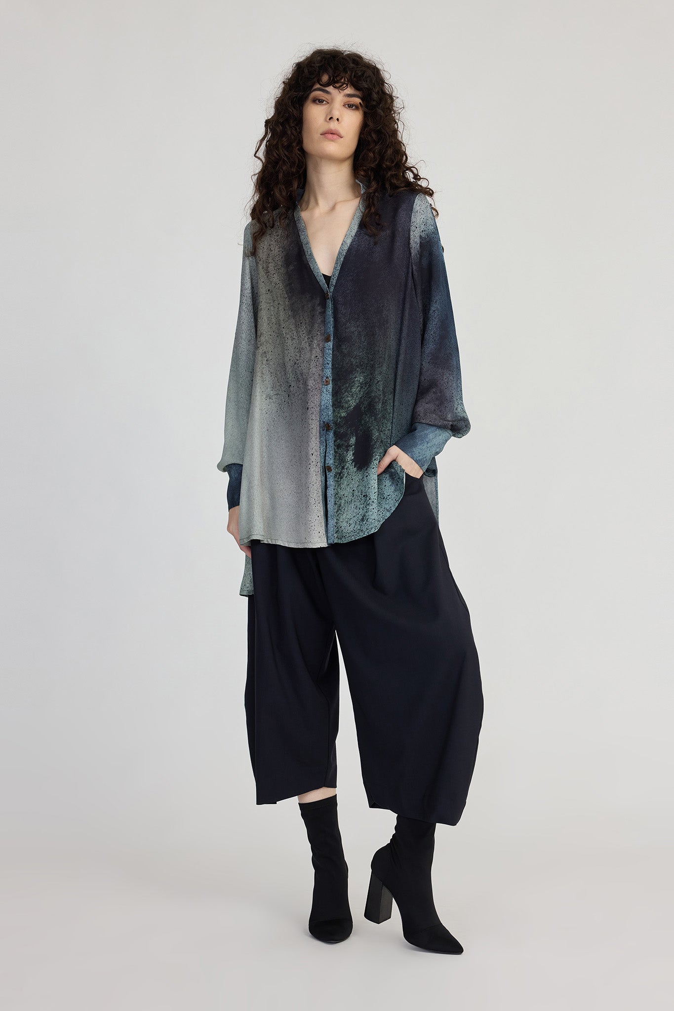 Taylor Essence Pant - Blackened Navy