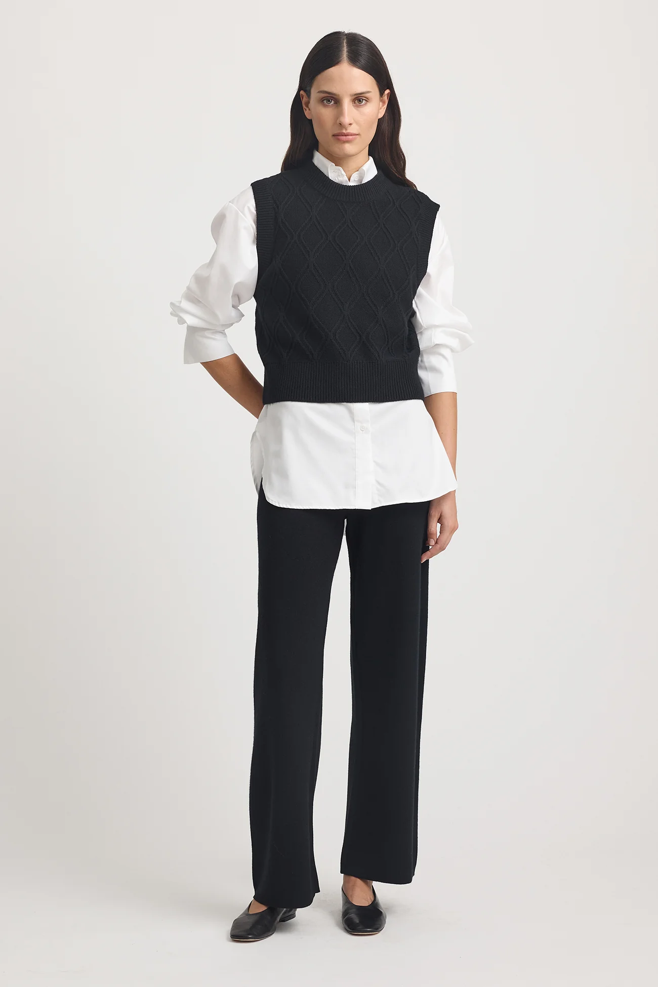 Toorallie Diamond Cable Vest - Black