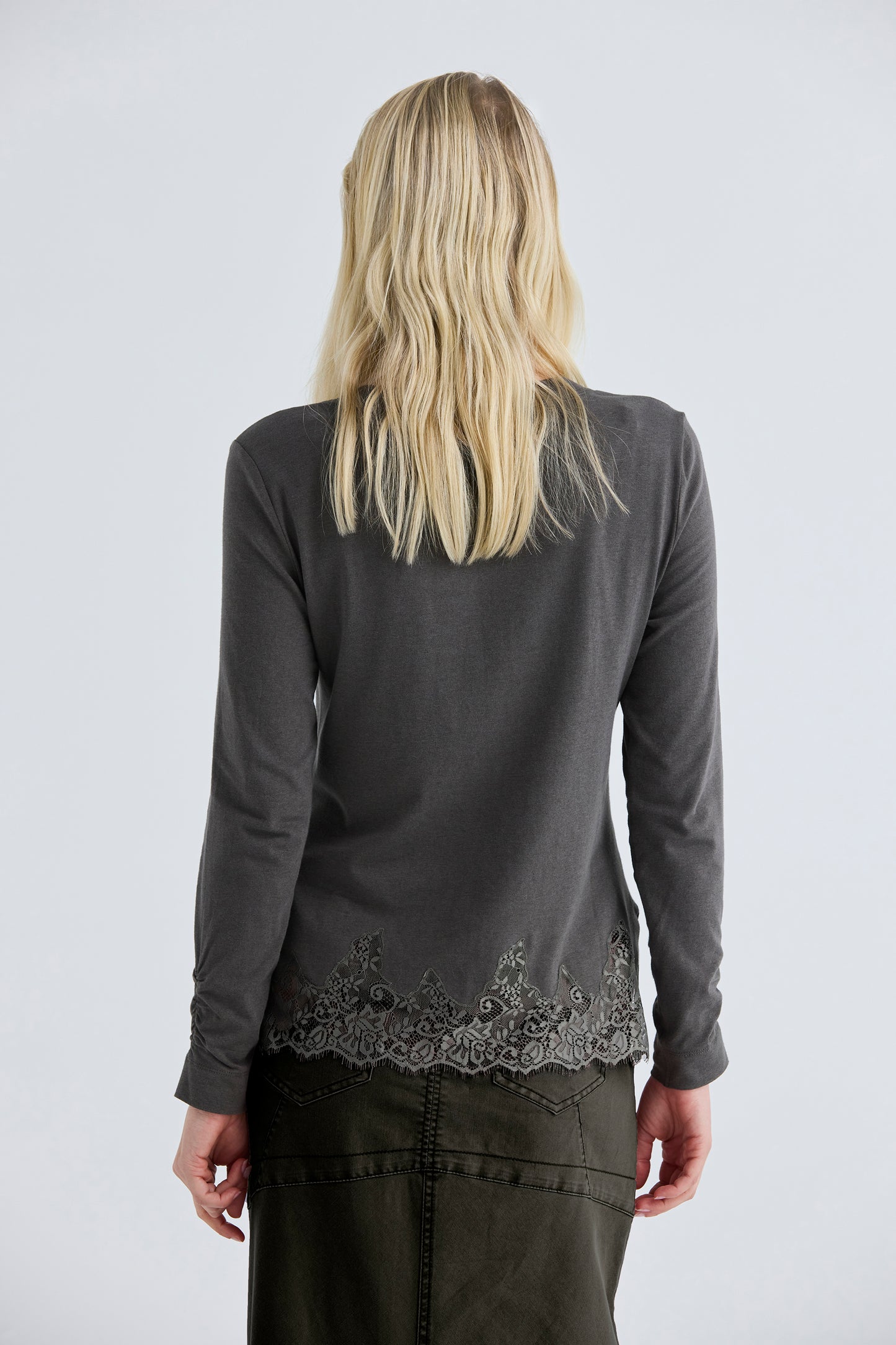 Lania the Label Belle Top - Iron