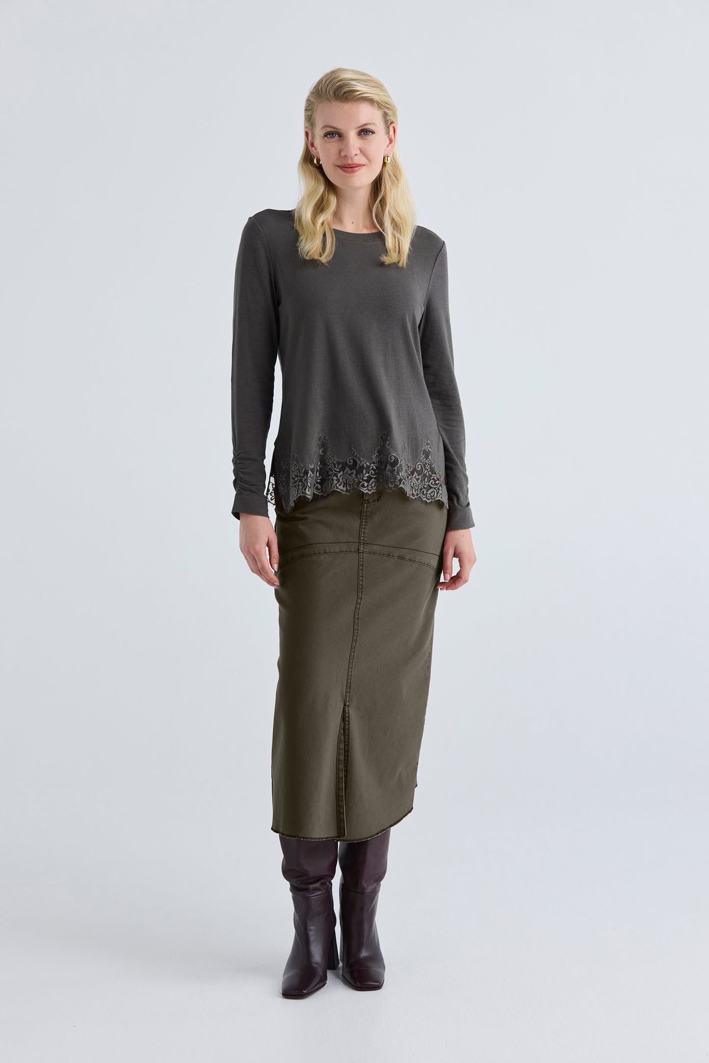 Lania the Label Belle Top - Iron