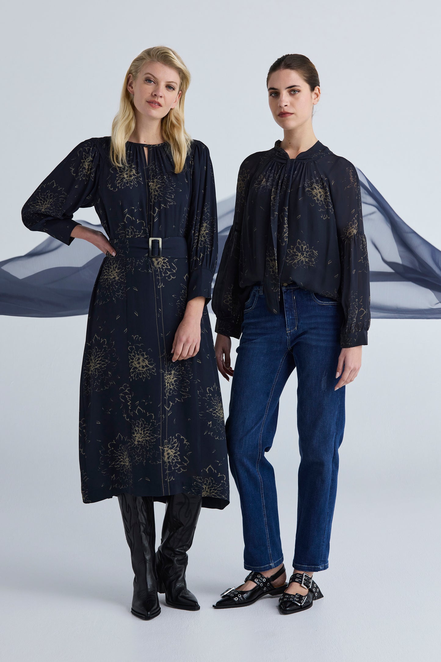 Lania the Label Crown Top - Crown Print