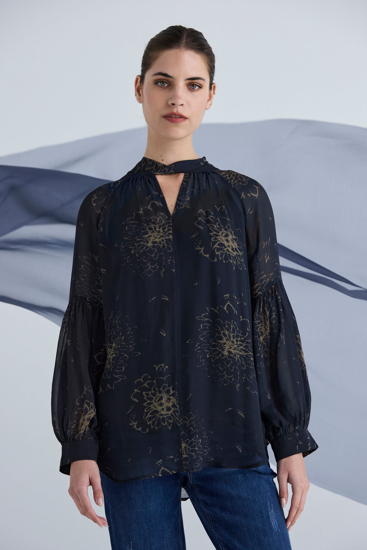 Lania the Label Crown Top - Crown Print