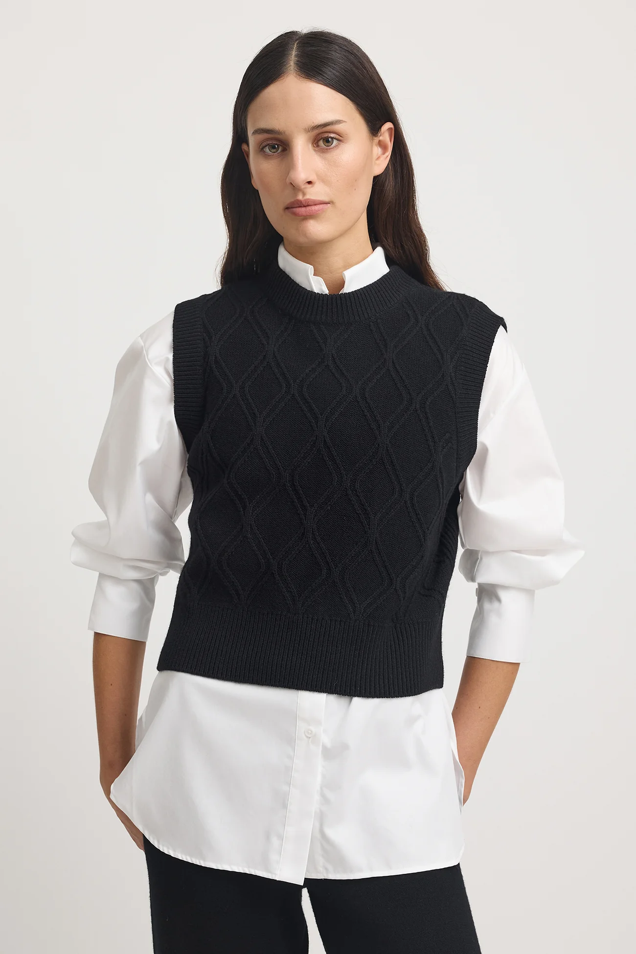 Toorallie Diamond Cable Vest - Black
