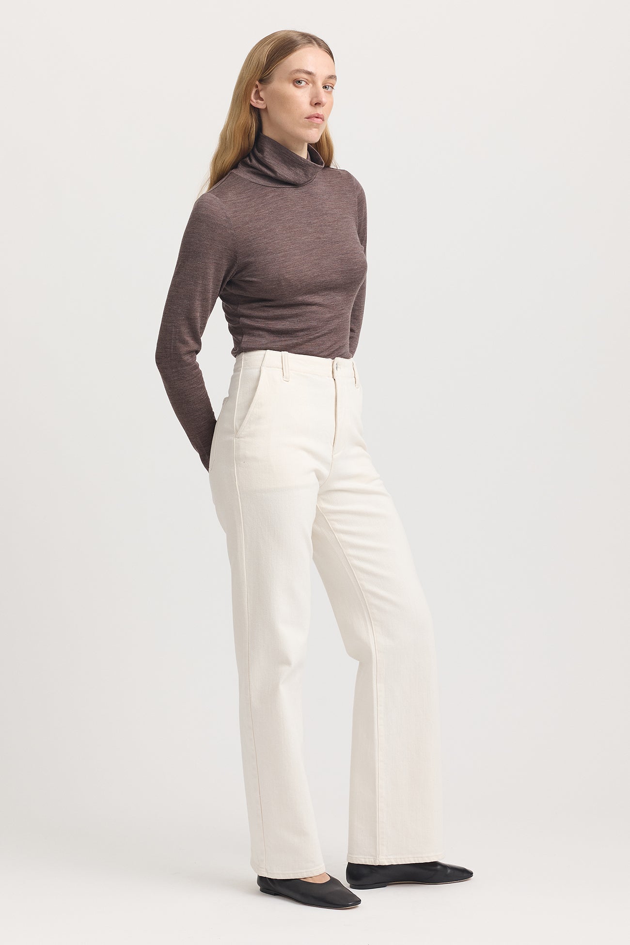 Toorallie Turtle Neck Merino Tee - Mocha