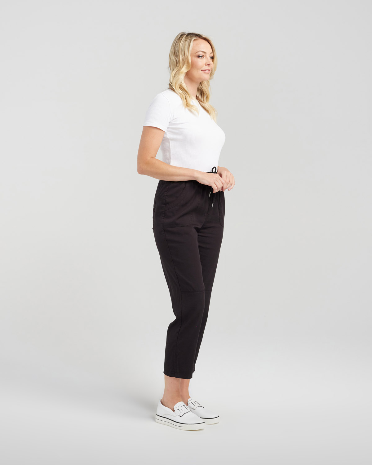 Zafina Page Pant - Black