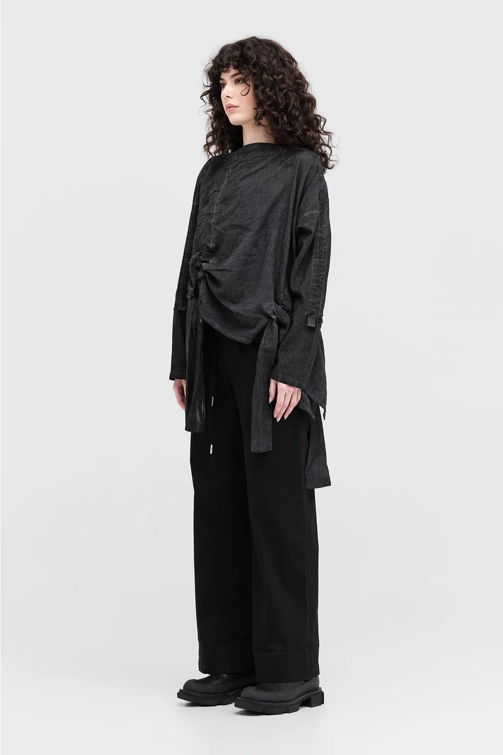 Taylor Diffused Exhibition Sweater - Blackened Grey