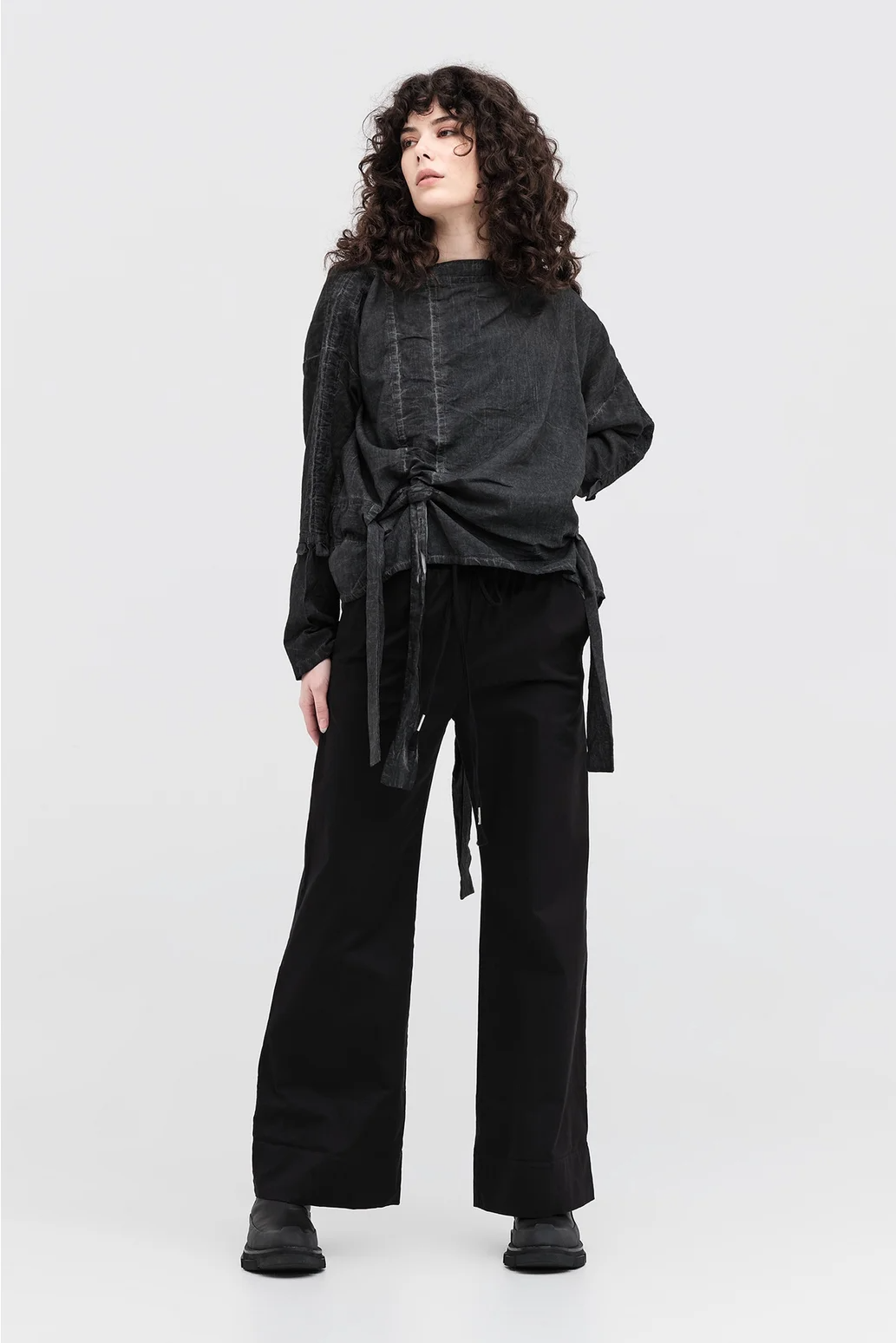 Taylor Diffused Exhibition Sweater - Blackened Grey