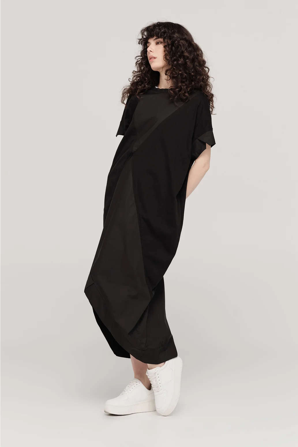 Taylor Divide Dress - Black