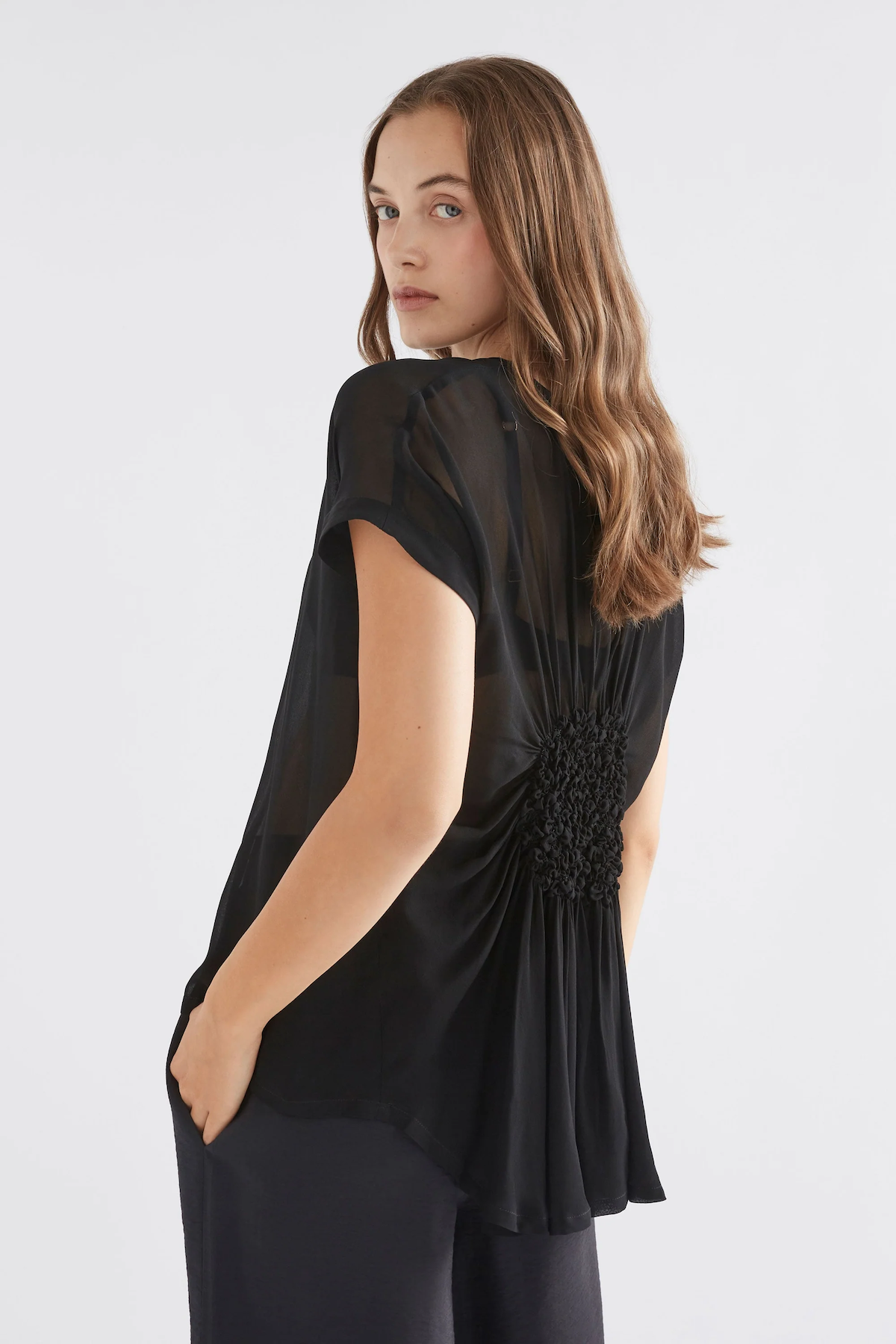 Elk Sheer Web Top - Black