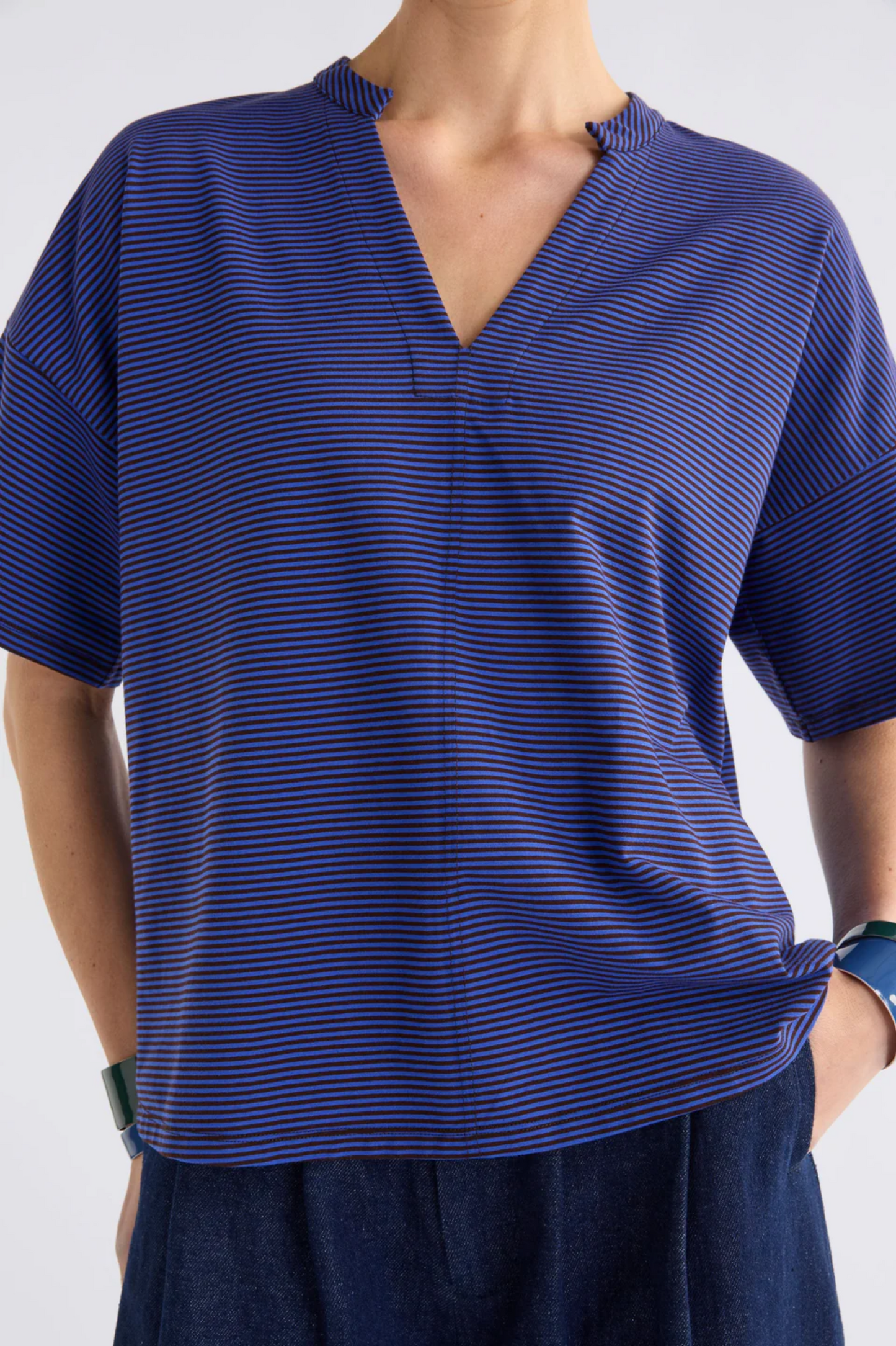 Elk Evve TShirt - Chocolate/Cobalt