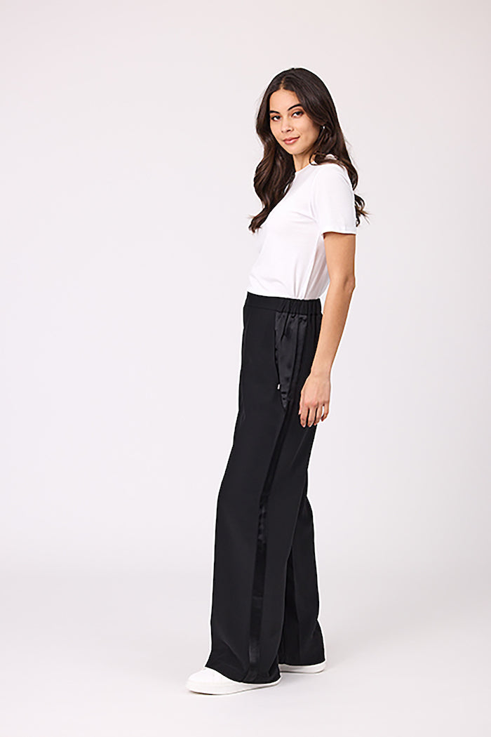 Design Nation Gloss Pant - Black