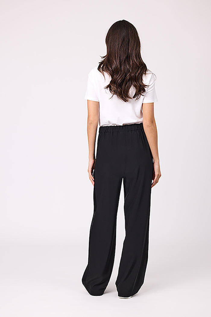 Design Nation Gloss Pant - Black