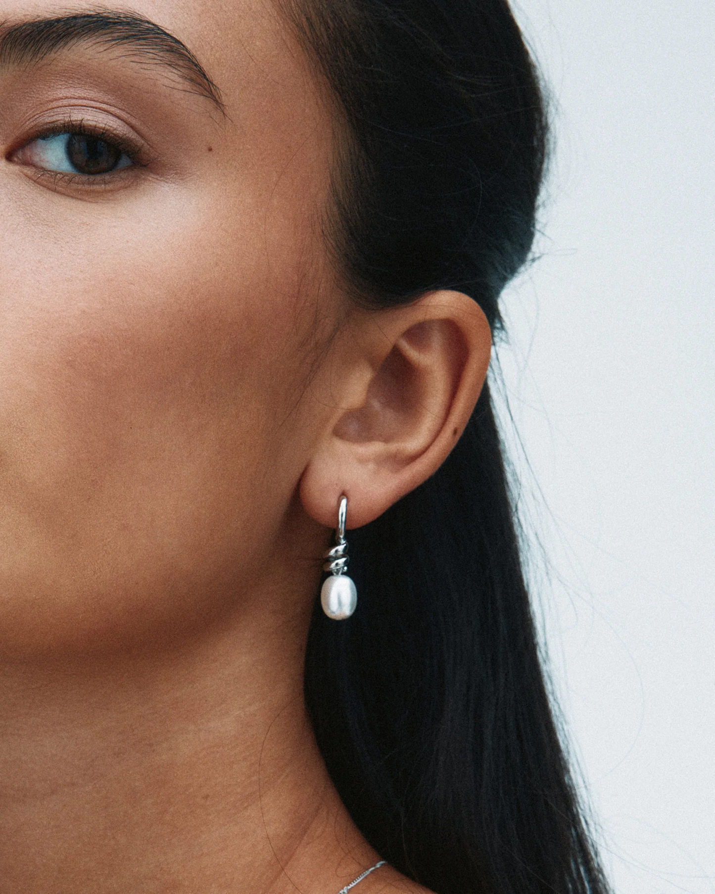 Edblad Swivel Earrings Pearl S - Silver