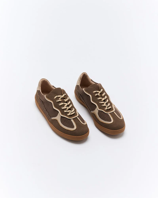 Walnut Fallon Sneaker - Chocolate Raffia
