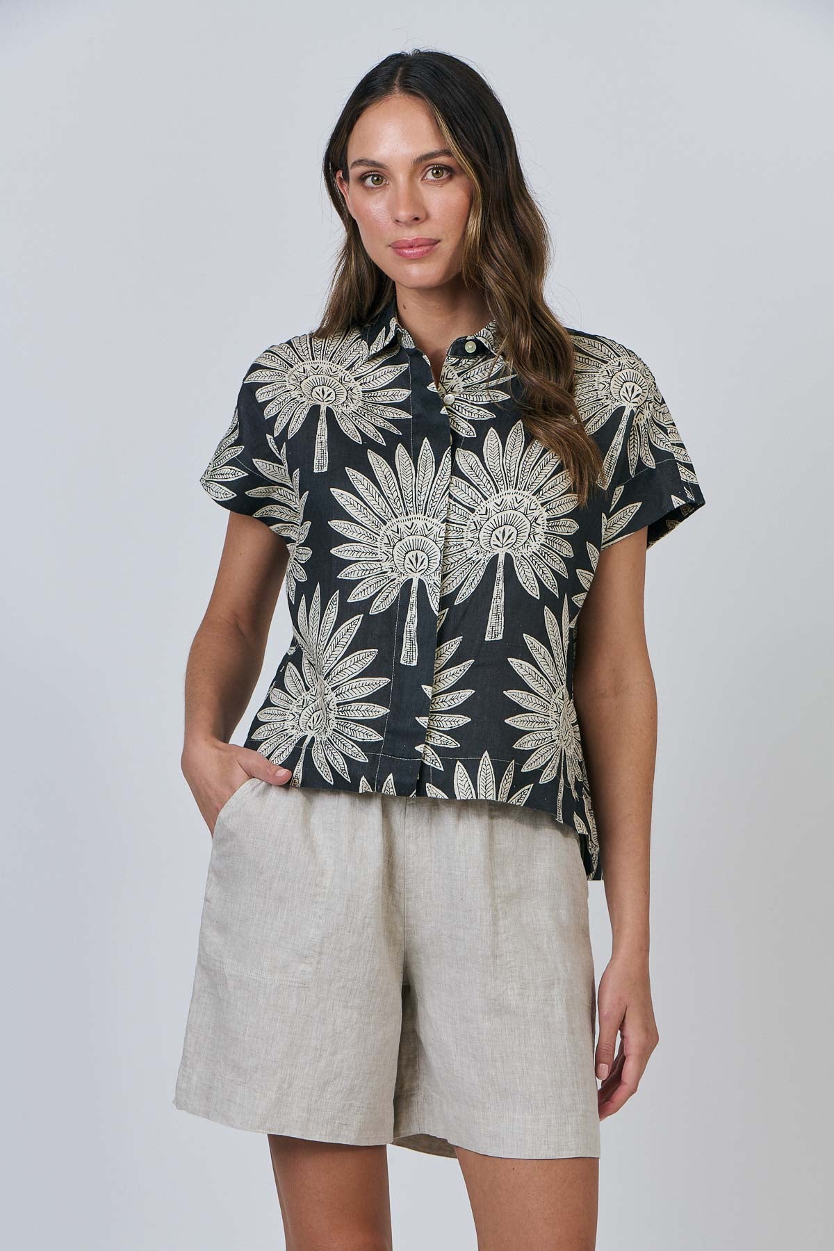 Naturals GA533 Button Thru Top - Date Palm
