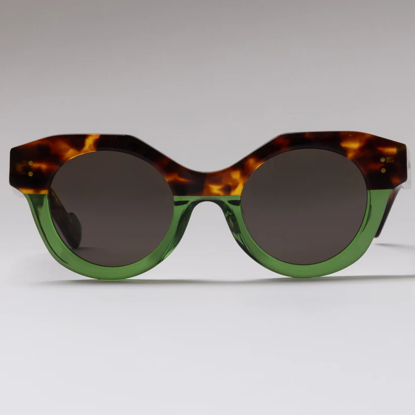 Happy To Sit On Your Face Spyder Sunglasses - Hunter Tort