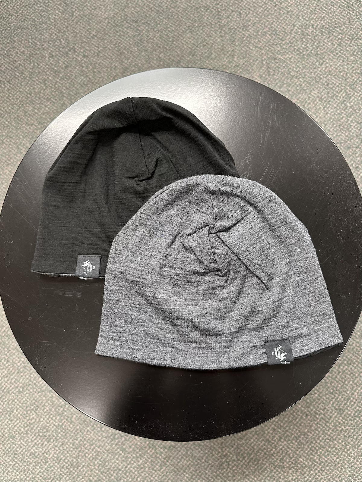 Southern Merino 100% Merino Reversible Beanie - Charcoal/Black