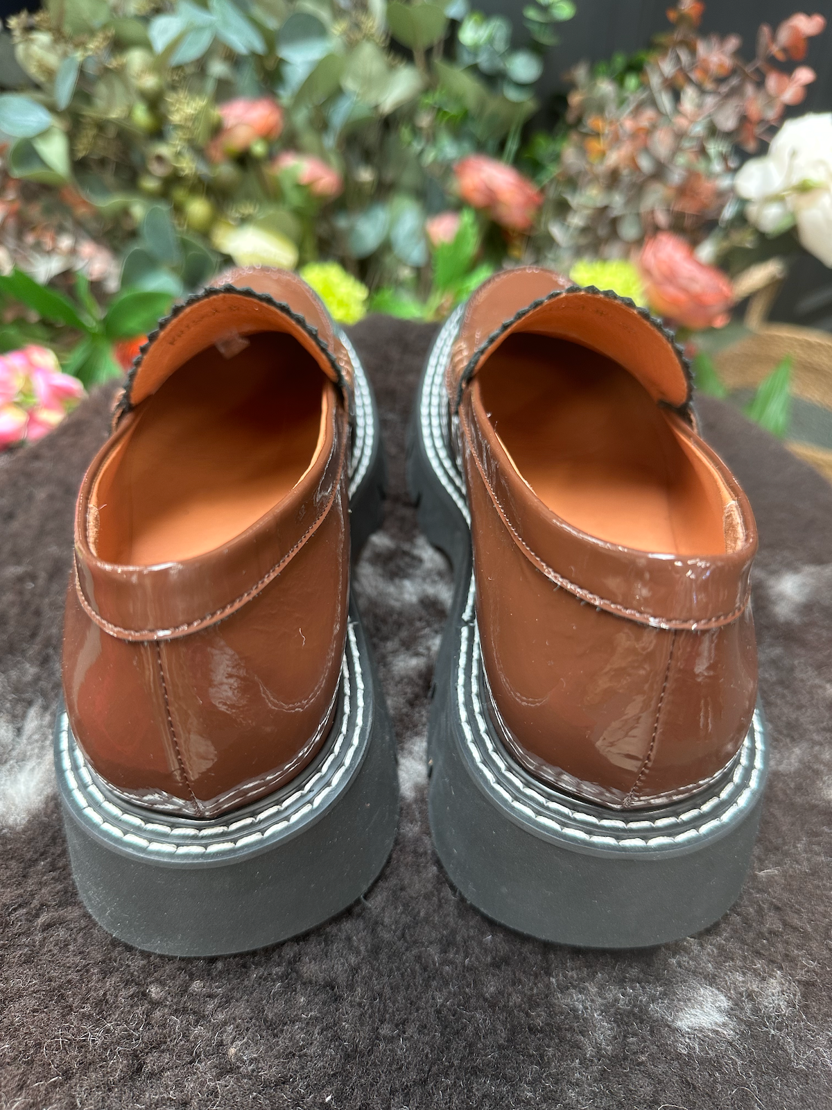 Mollini Krissa Loafer - Chocolate Patent