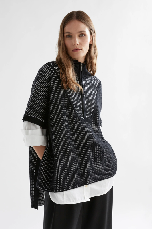 Elk Cheil Poncho - Black/White