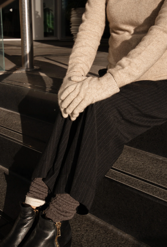 Kapeka Merinosilk Gloves - Lichen