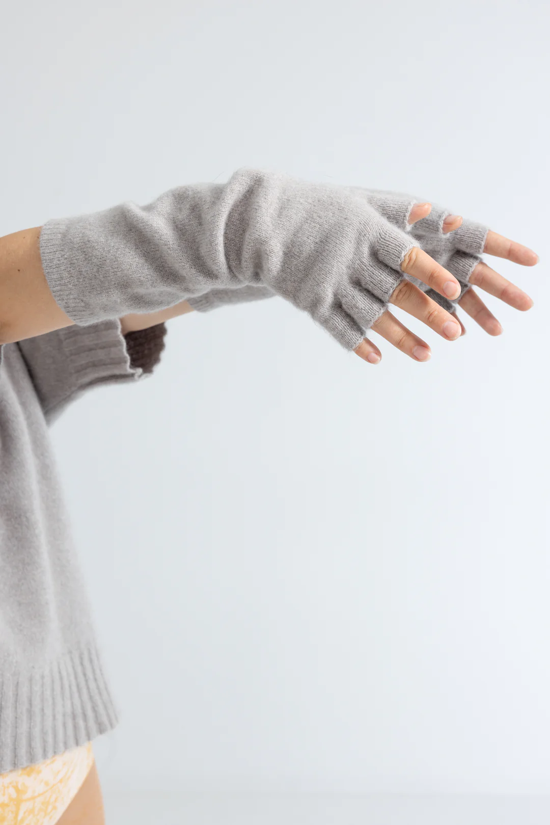 Lela Jacobs Fingerless Gloves - Ash