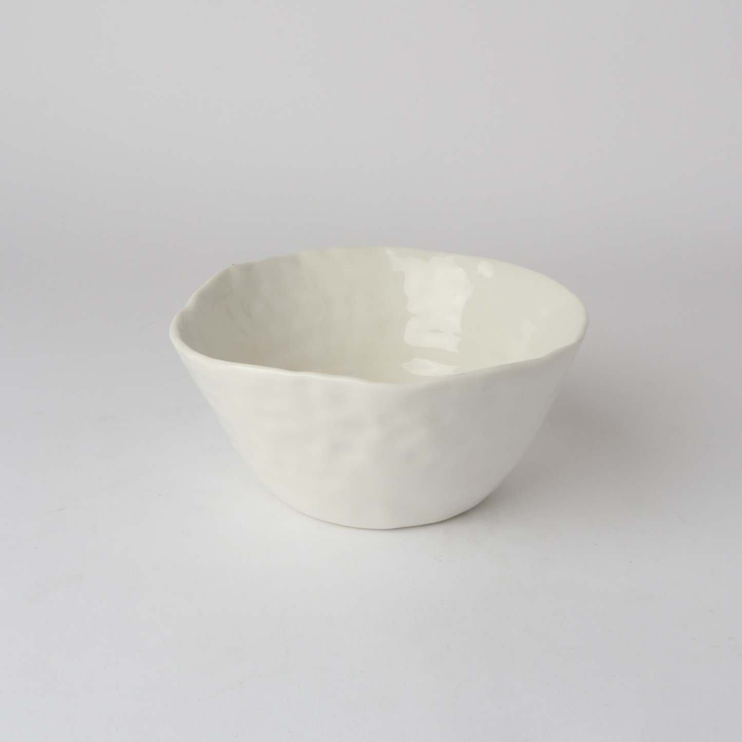 Le Forge Terracotta Fine Bowl Medium - White