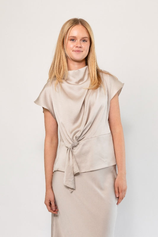 Bruuns Bazaar Acacia Tinja Blouse - Silver Cloud