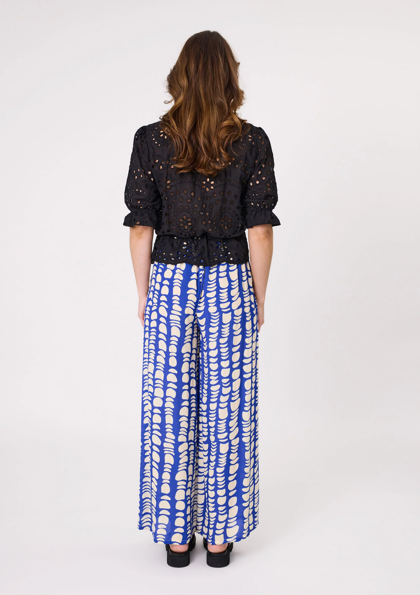 Lemon Tree Milana Lace Top - Black