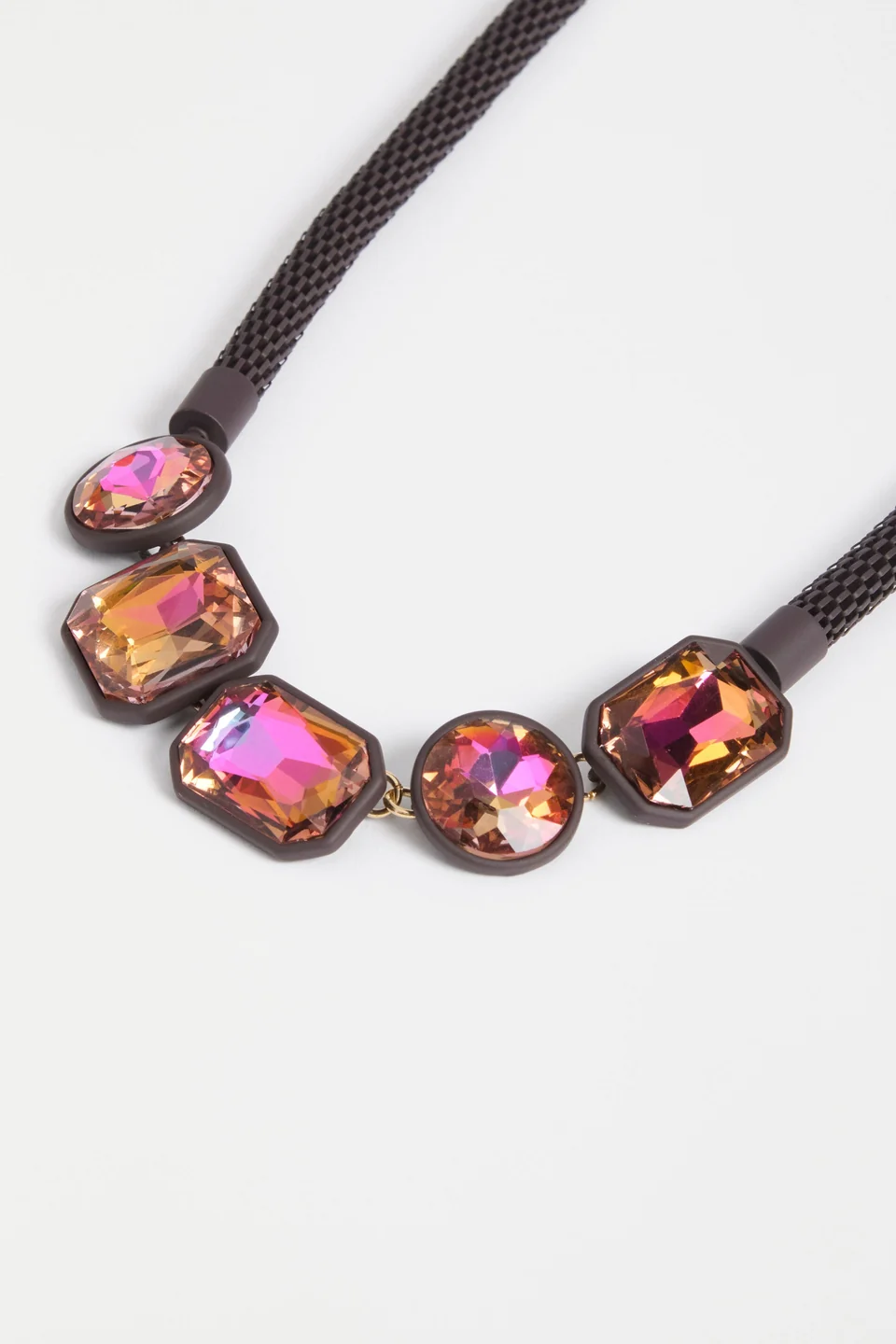 Elk Jule Choker - Iridescent Magenta