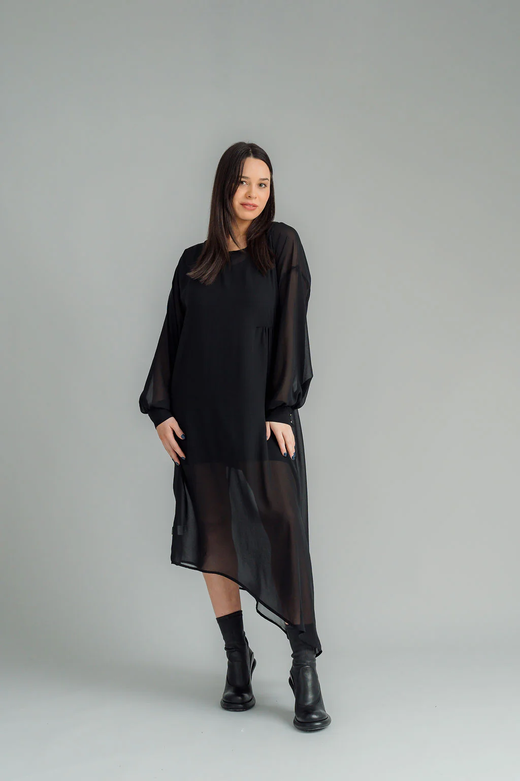 NES Glide Dress - Black