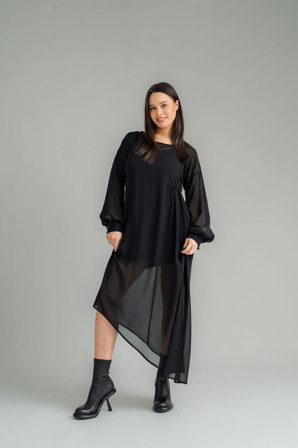 NES Glide Dress - Black