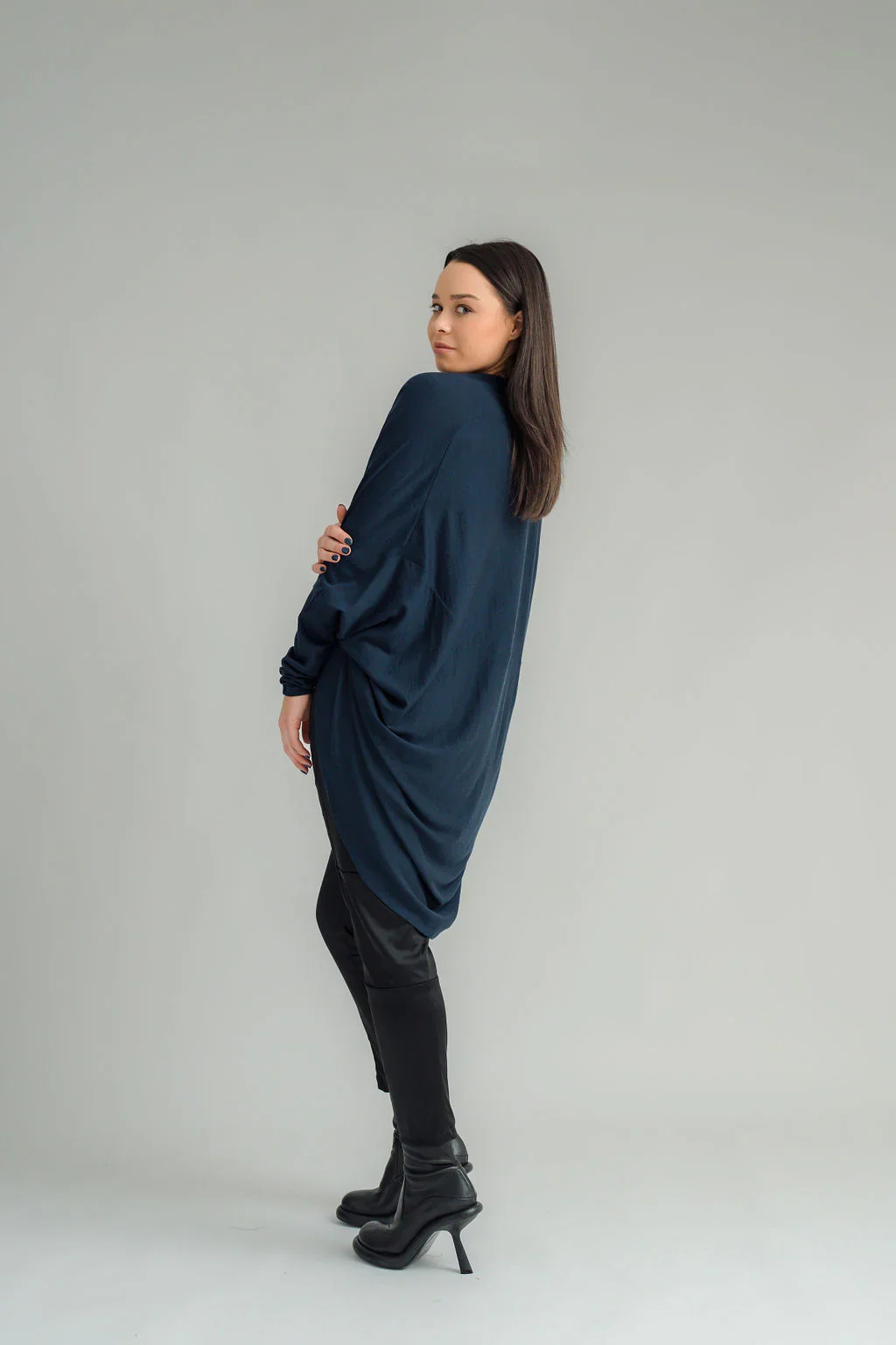 NES Merino Voltage Cardi - Ink