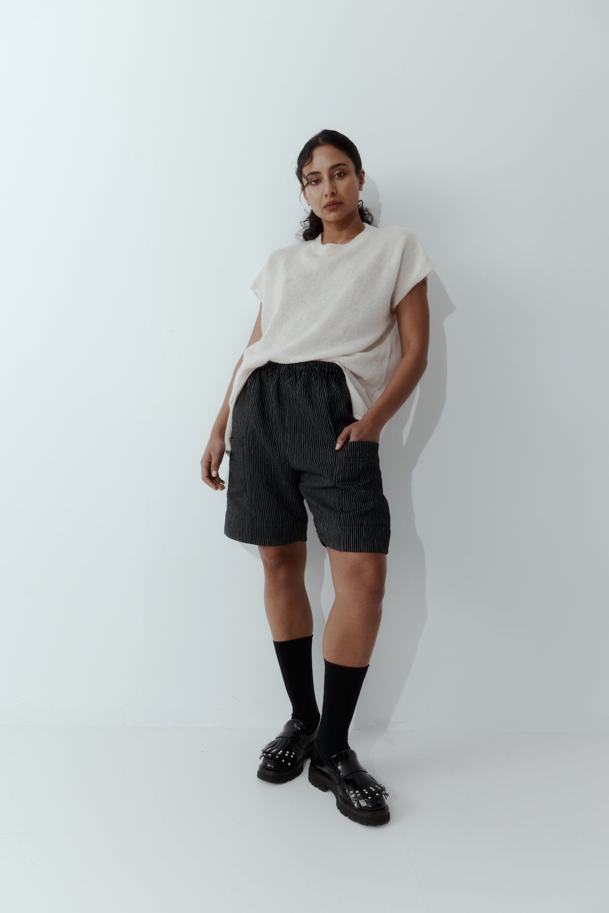 New Lands Super Short - Black