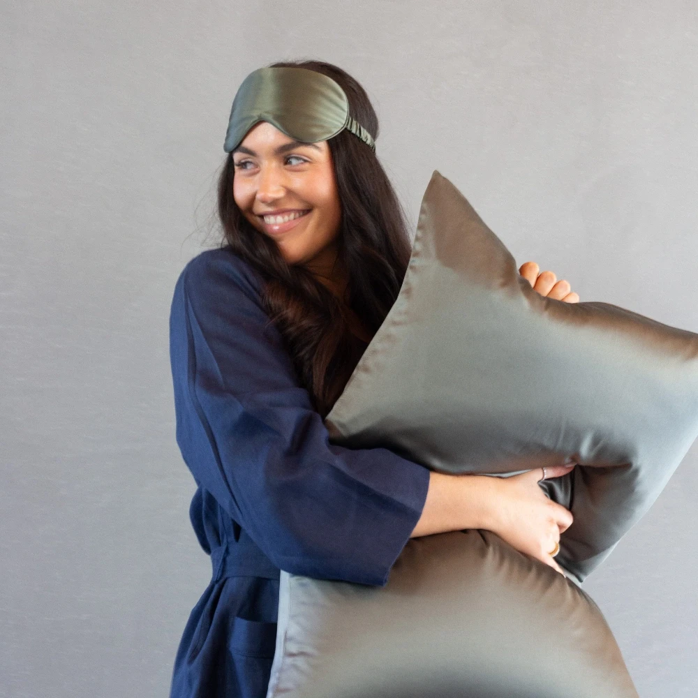 MM Linen Silk Eye Mask - Olive
