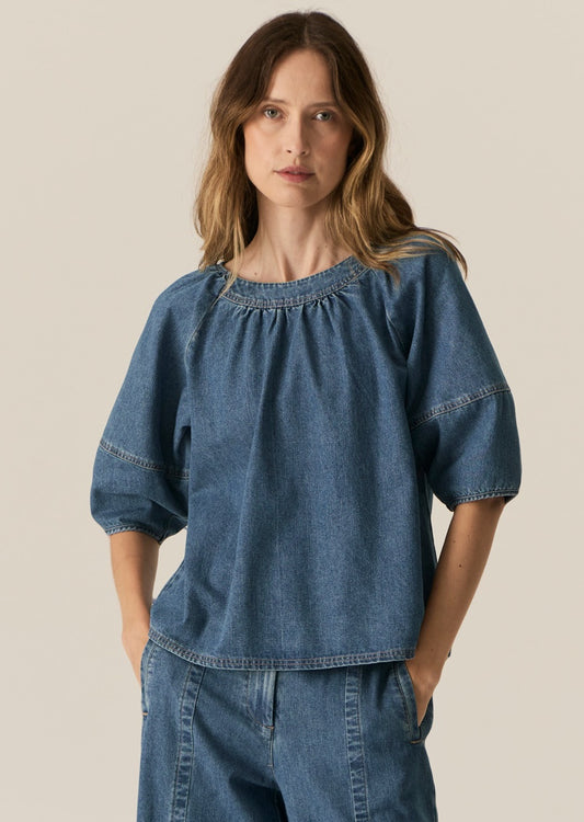 POL Carsen Top - Light Wash