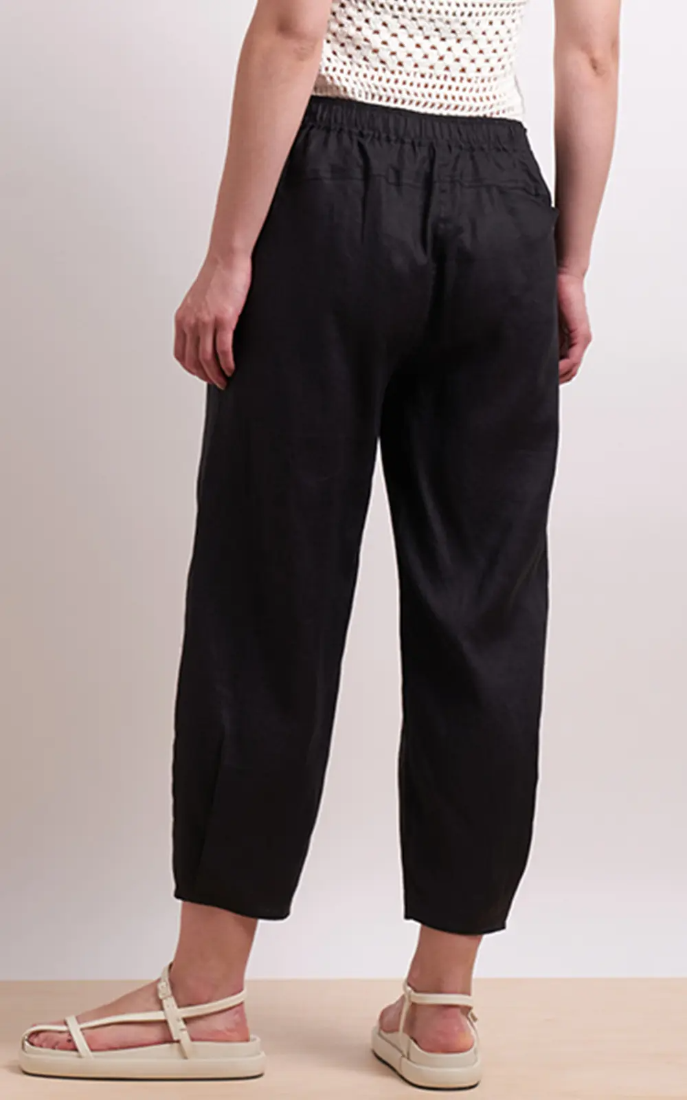 Neris Feature Act Pant - Black