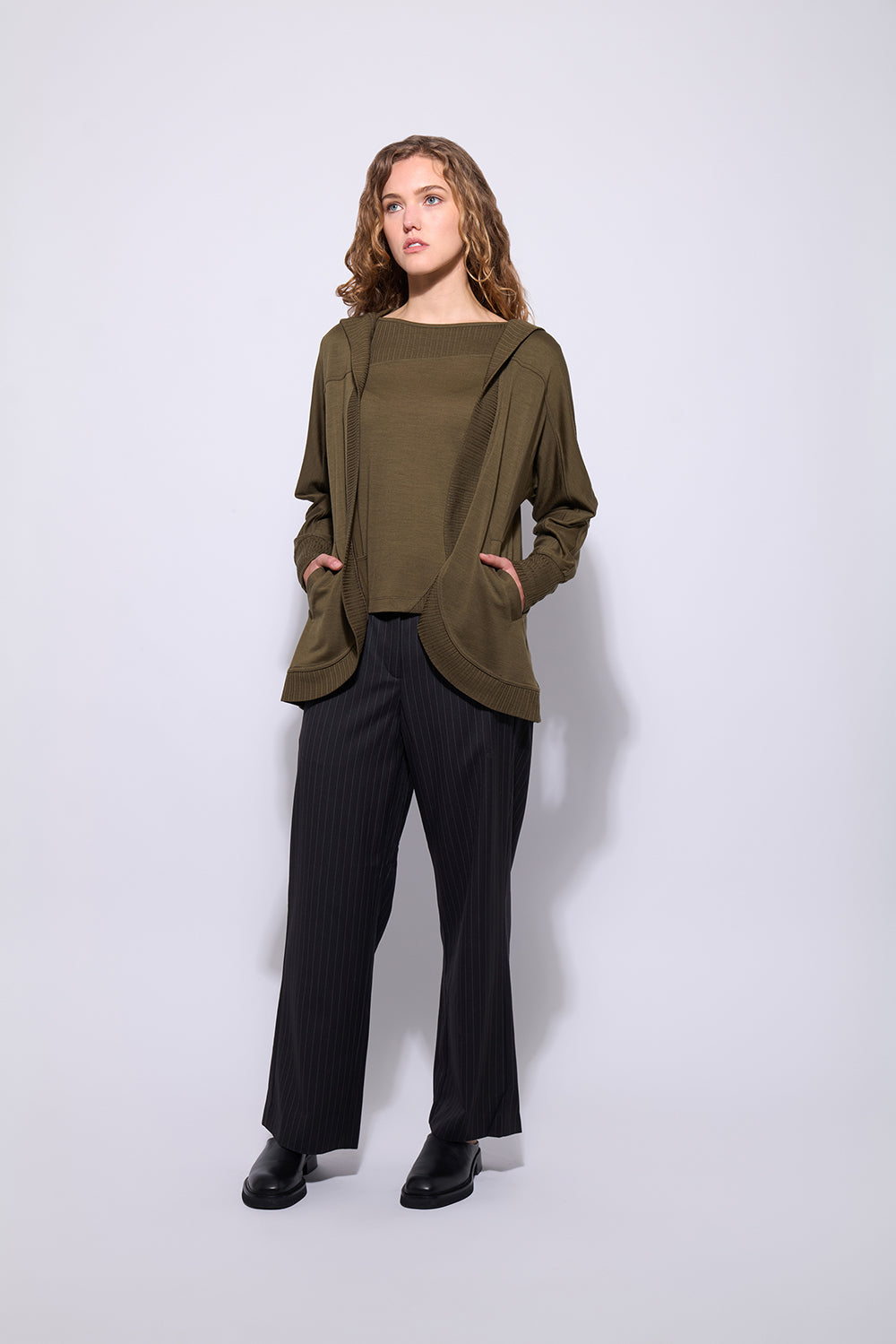 Neris The Weekender Merino - Pesto