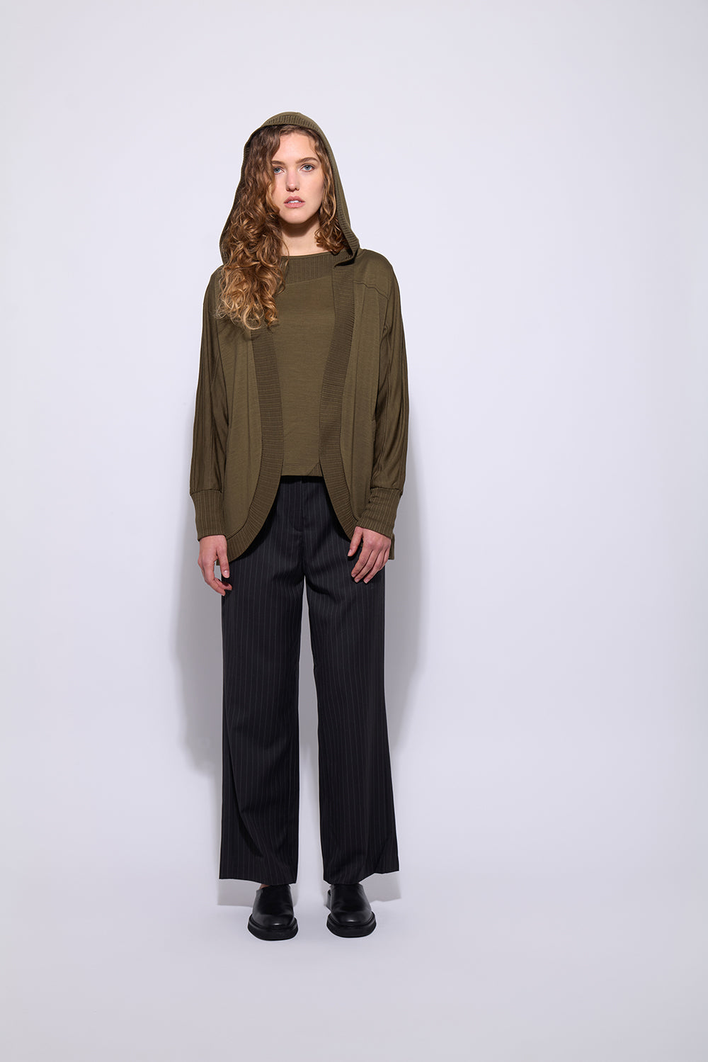 Neris The Weekender Merino - Pesto