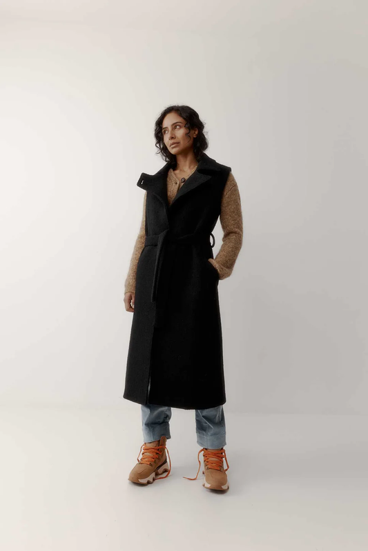 New Lands Sleeveless Trench - Coal