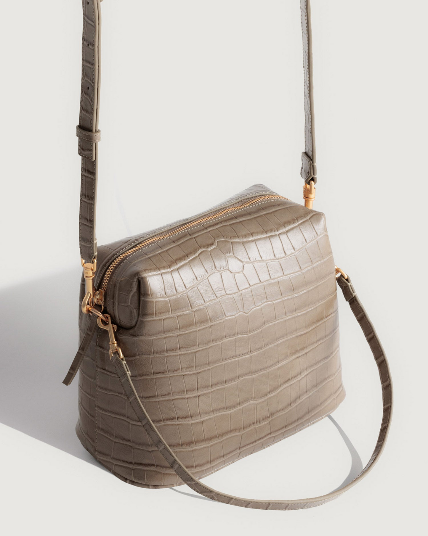 Yu Mei Ch'lita Bag - Dune Croc