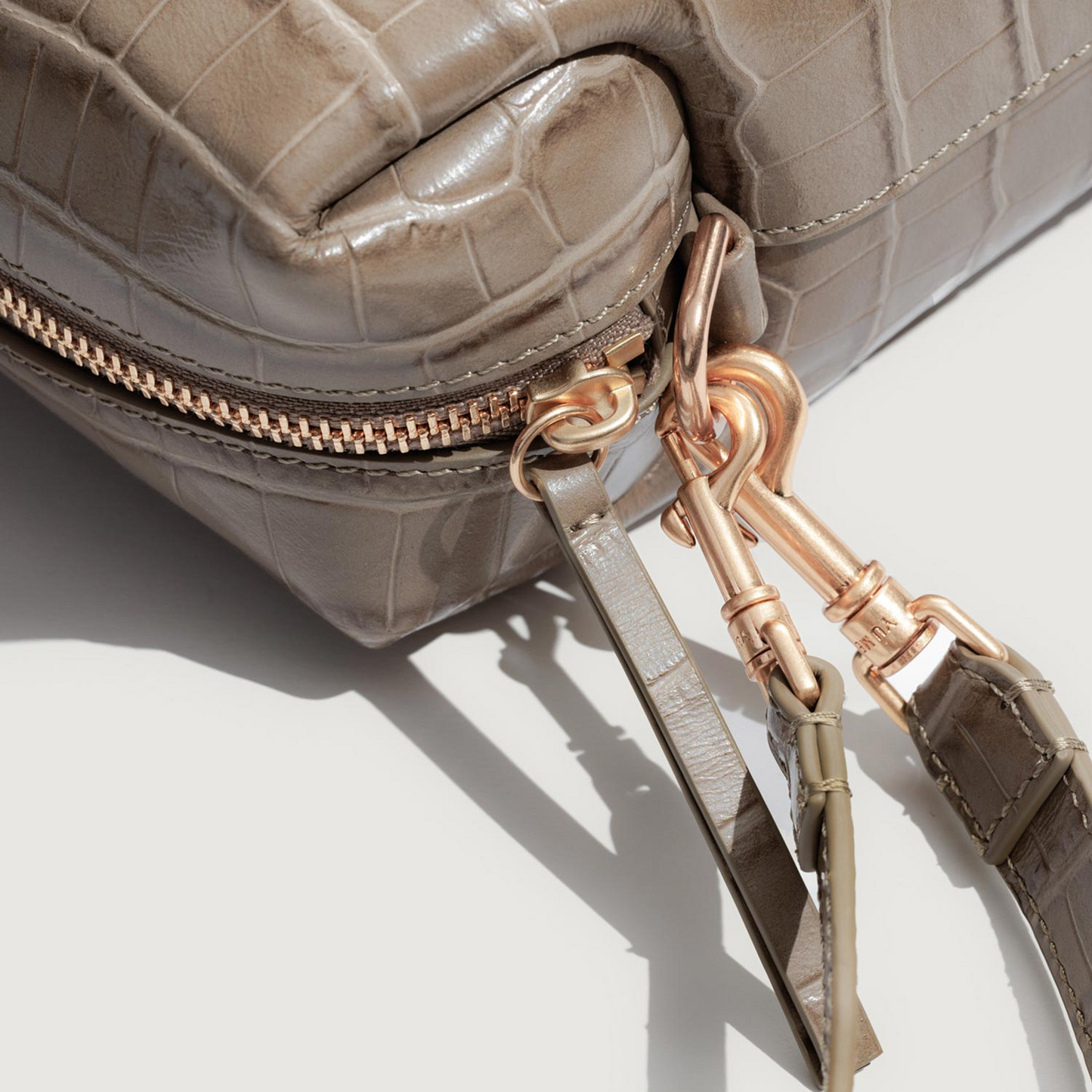 Yu Mei Ch'lita Bag - Dune Croc