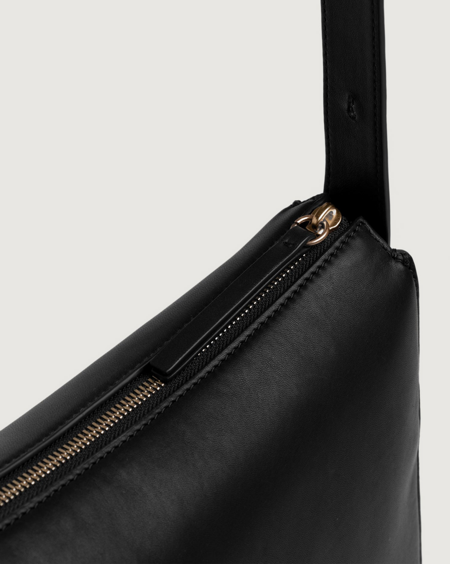 Yu Mei Charlie Bag - Black