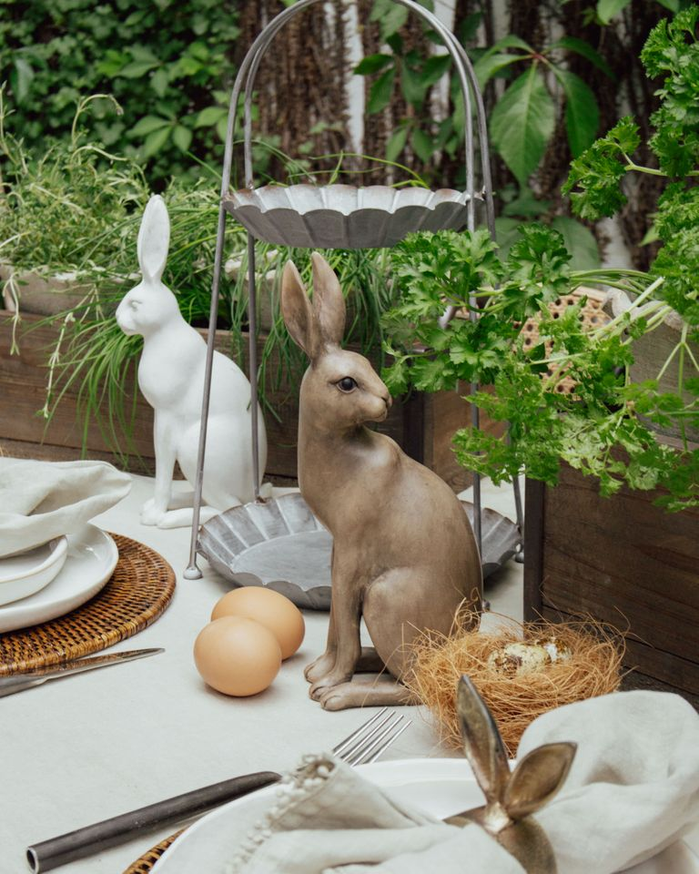 French Country Harold The Hare Turning - Small Brown