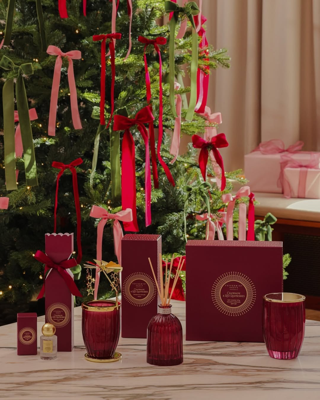 Peppermint Grove Large Candle 370g - Champagne & Red Raspberries