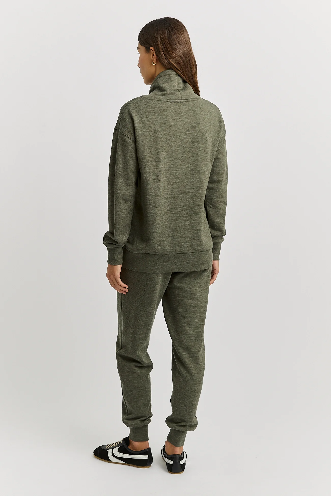 Toorallie Lounge Funnel Neck - Kale