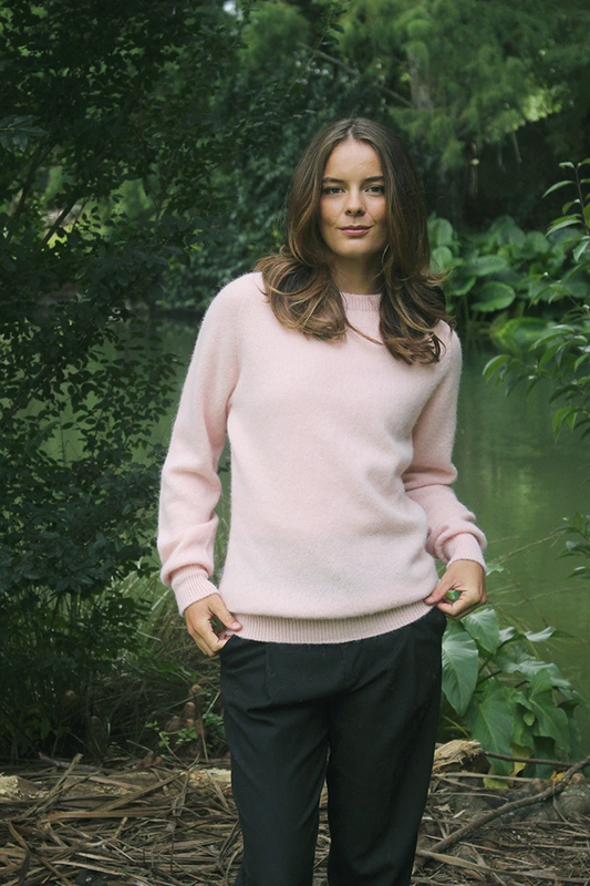 Lothlorian Alpaca Plain Crew Neck Jumper - Blush