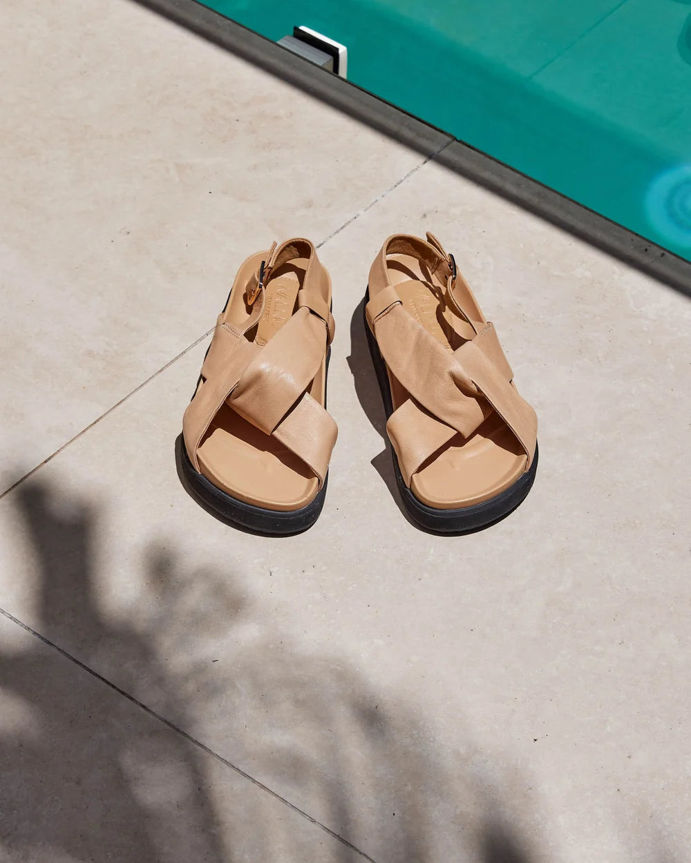 Walnut Mya Leather Sandal - Biscuit