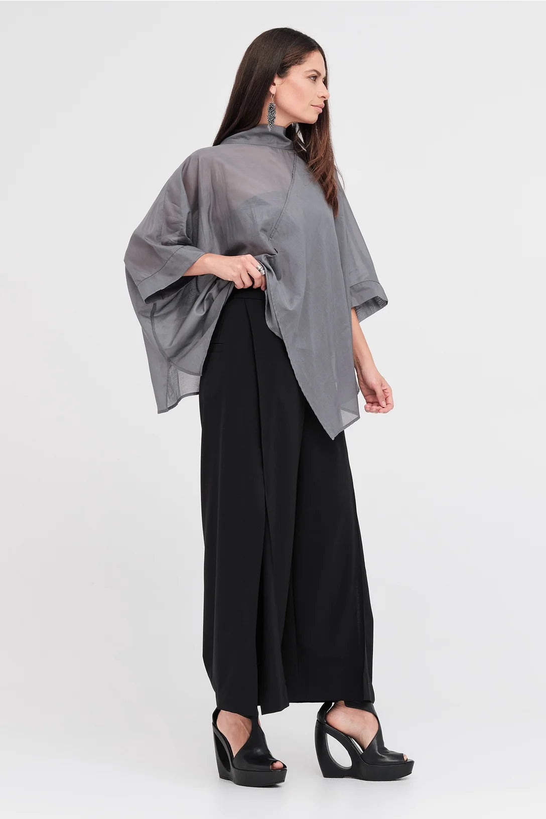 Taylor Sectaire Top - Asphalt