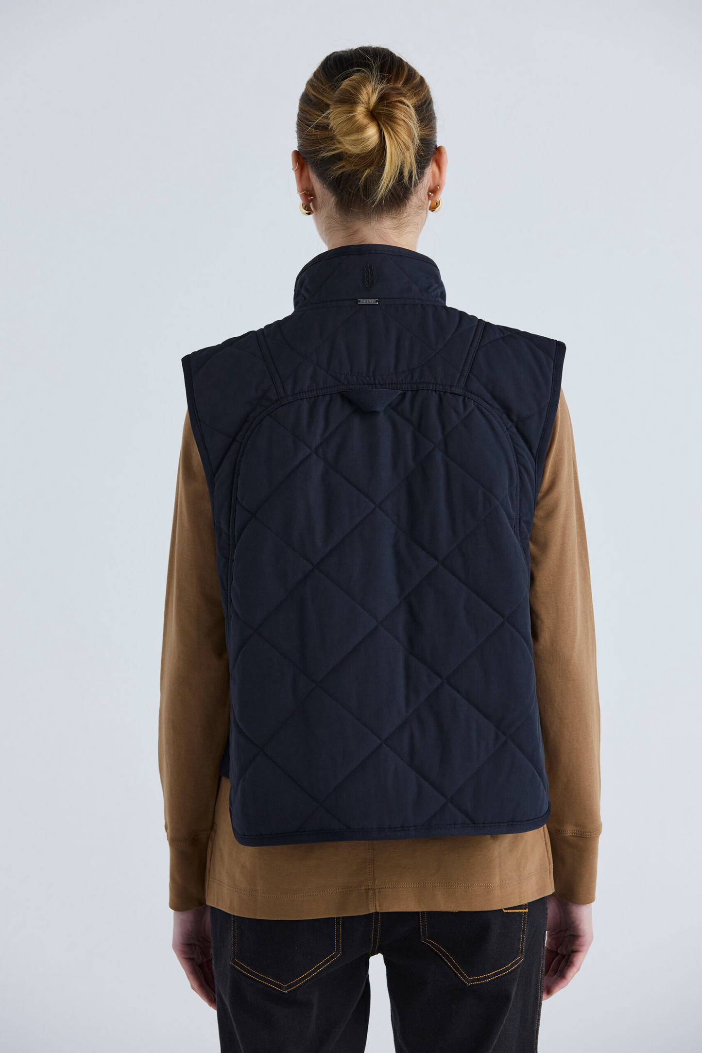 Lania the Label Bolt Vest - Ink