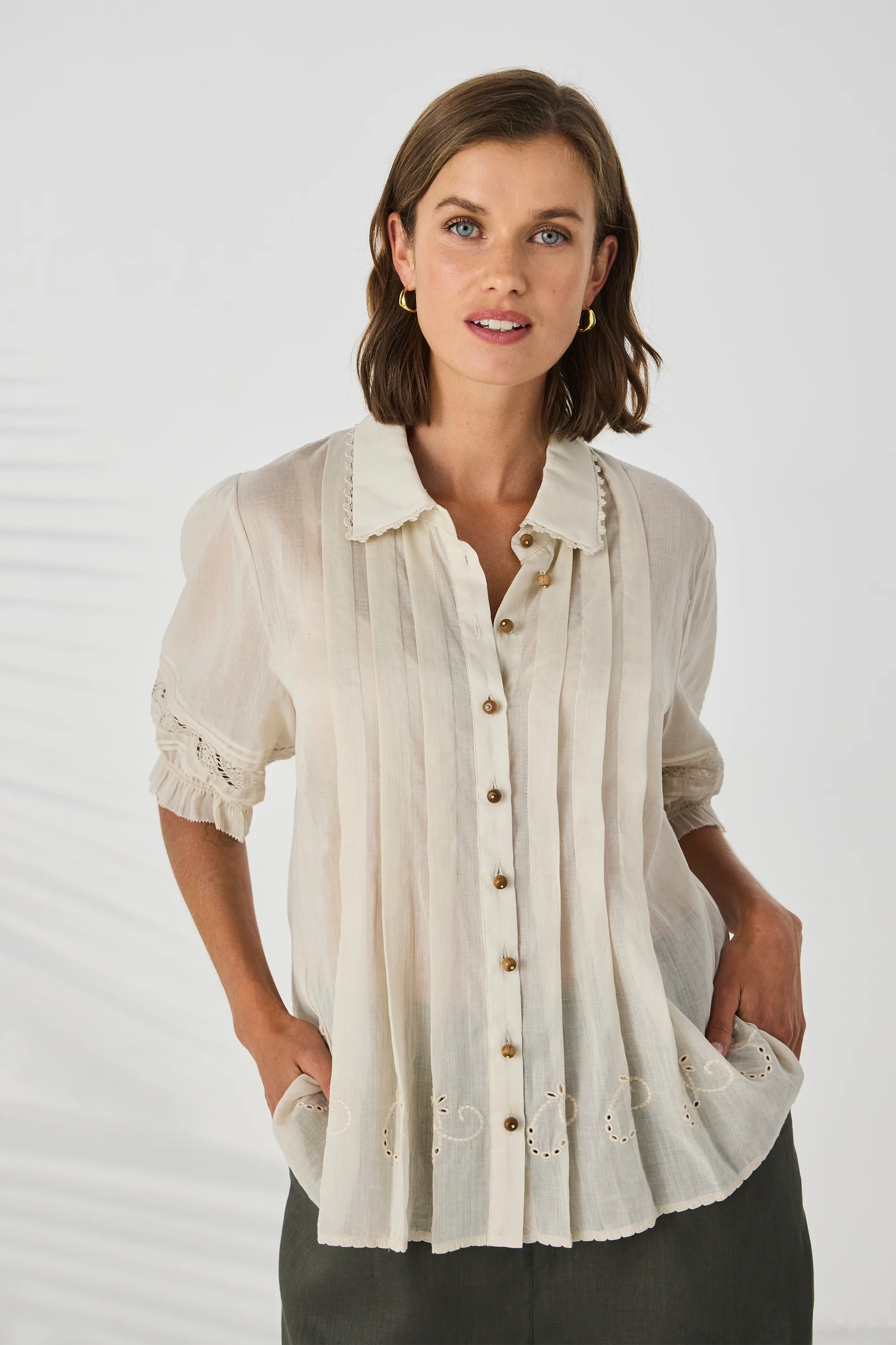 Lania The Label Kristal Shirt - Latte